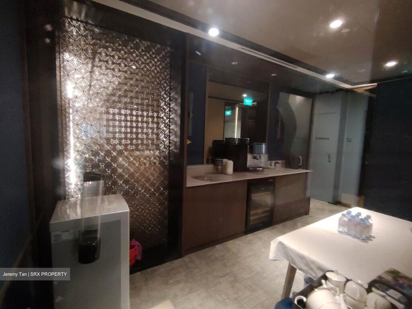 Wisma Atria (D9), Office #500240051
